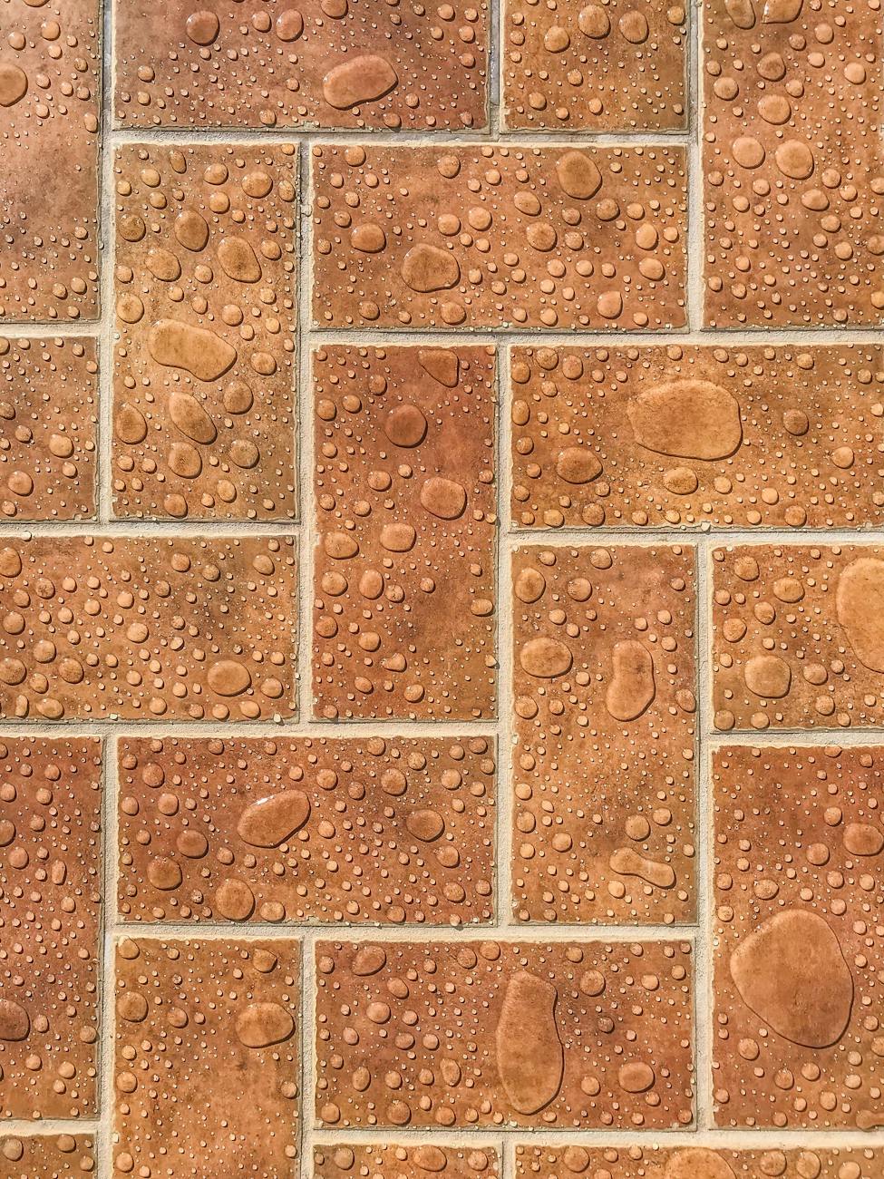 floor tiles on walls? understanding the dos and donts
